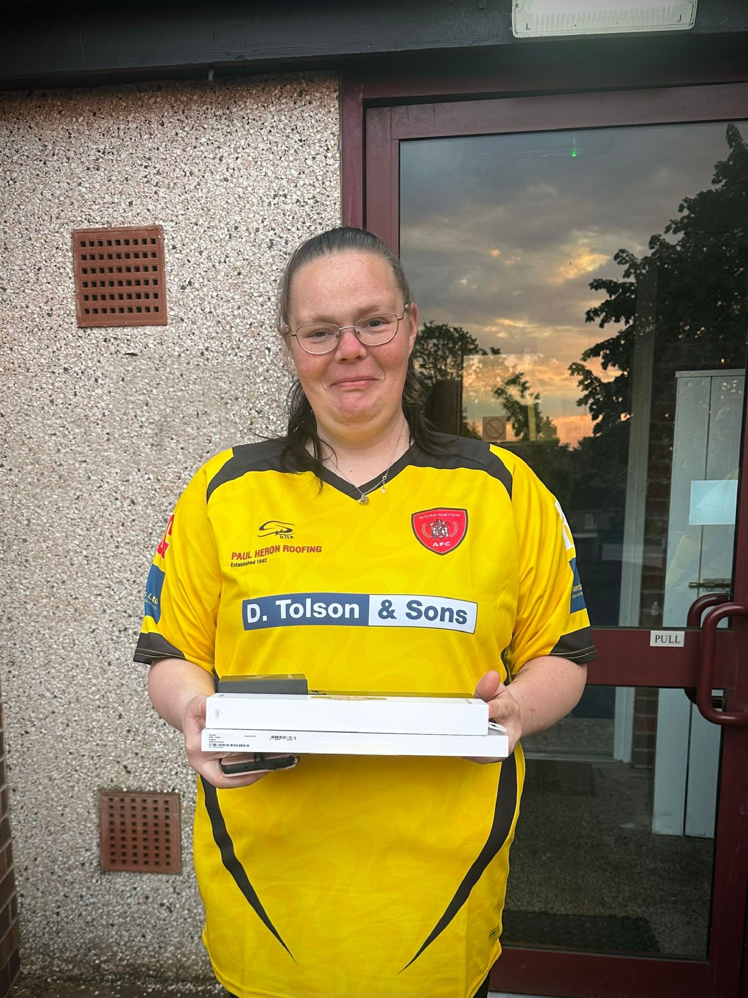 SAMSUNG BUNDLE + £6K INSTANT WINS